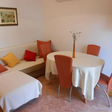 Luvi Apartment